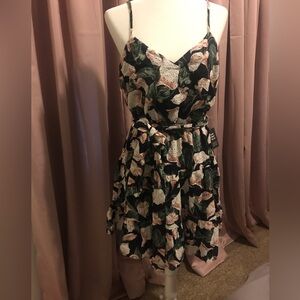 New! Express Pretty Floral Dress with a black background & attached slip! Size M